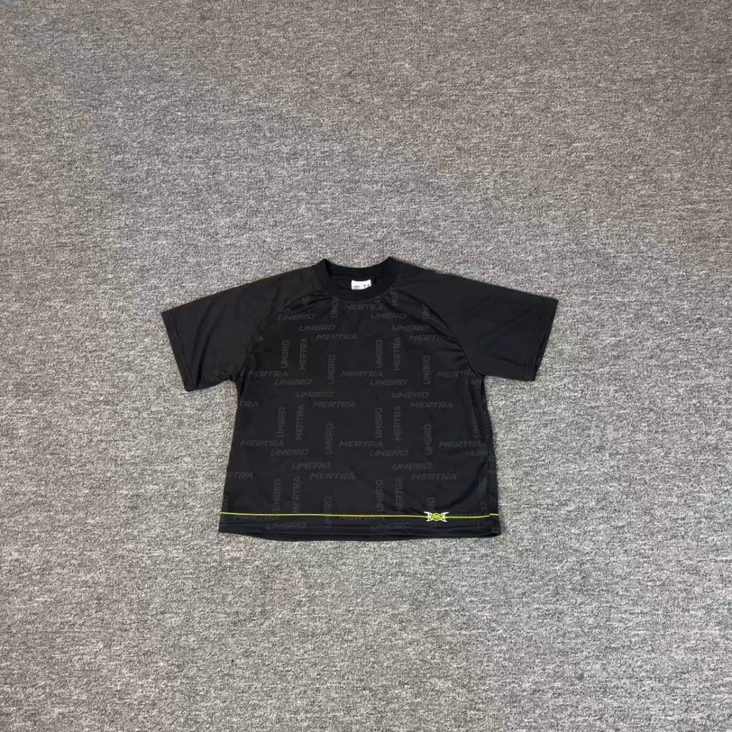Mertra Patterned Raglan Tee - Black